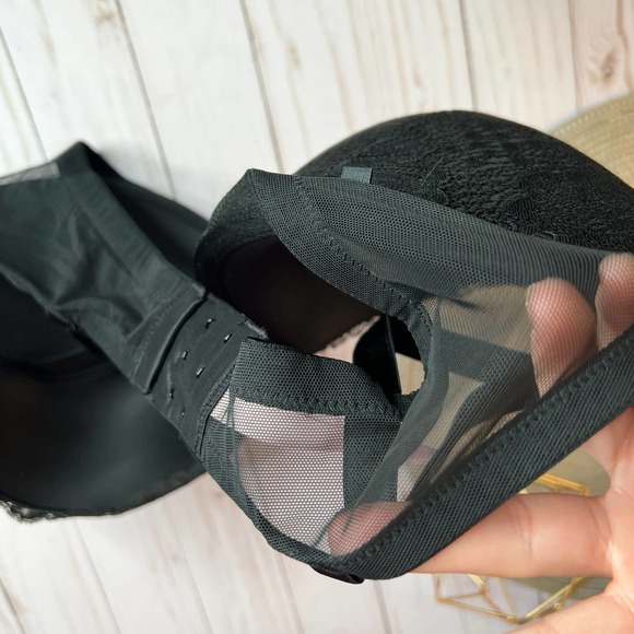 Victoria's Secret Black Push Up Bra New With Tags Size 38DDD and 36DDD - Picture 8 of 10